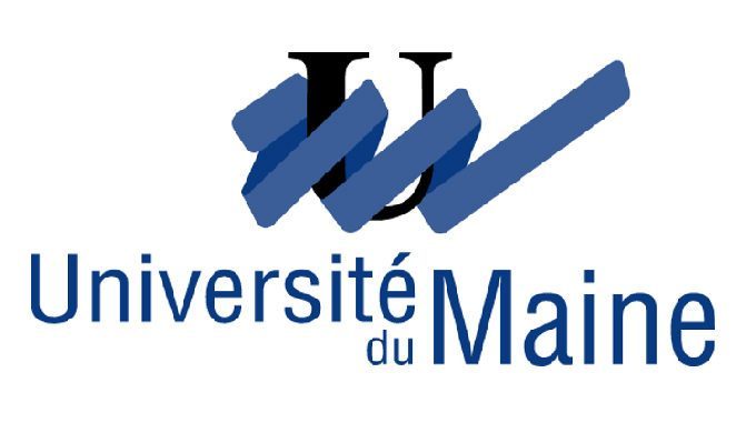 Des élèves de 3 ème se rendent à l’université.